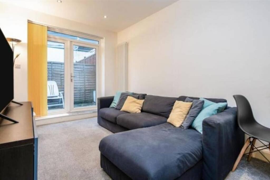 Contemporary 3 Bed Apartment In Hendon Central. Eksteriør billede