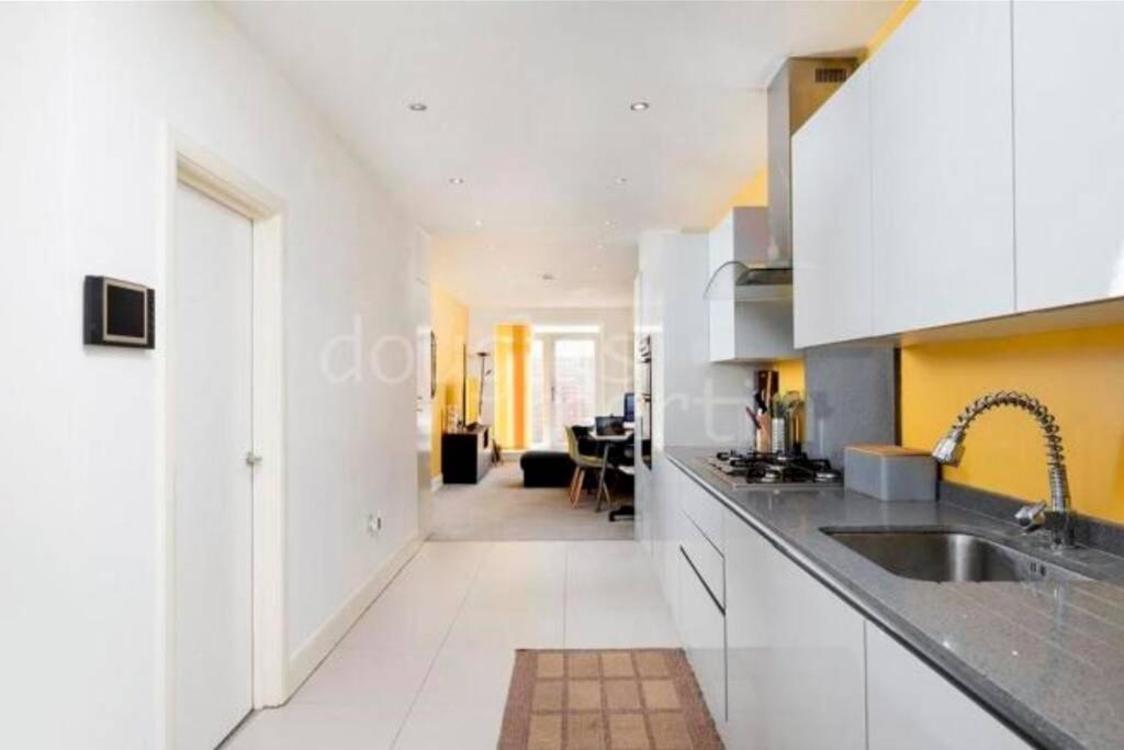 Contemporary 3 Bed Apartment In Hendon Central. Eksteriør billede